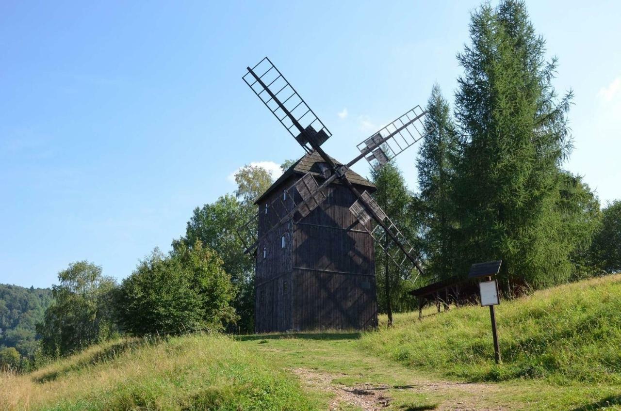 Dom Na Pstraznicy Villa Kudowa-Zdroj Bagian luar foto